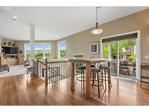 9621 NW Fleischner Street Portland OR 97229
