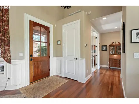 9621 NW Fleischner Street Portland OR 97229