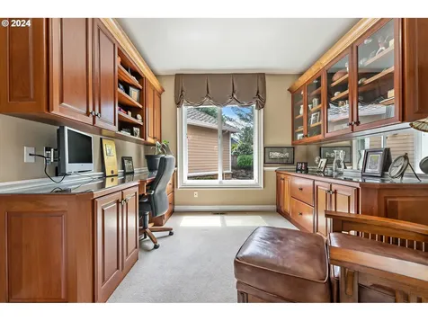 9621 NW Fleischner Street Portland OR 97229