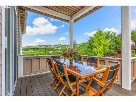 9621 NW Fleischner Street Portland OR 97229