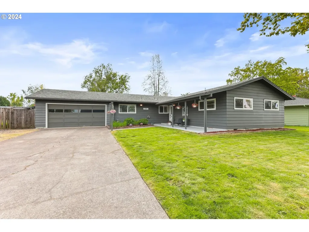 1394 Ne Arrowwood Street Hillsboro OR 97124