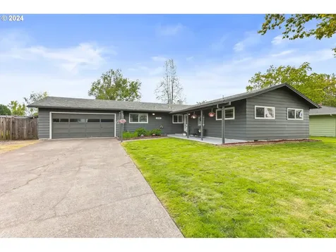 1394 Ne Arrowwood Street Hillsboro OR 97124