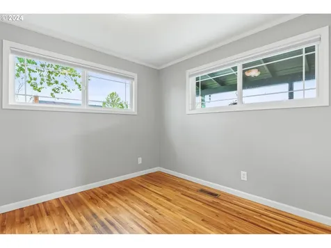 1394 Ne Arrowwood Street Hillsboro OR 97124