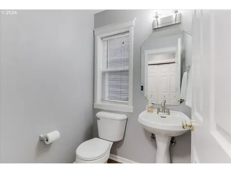 12917 Sw 153rd Terrace Portland OR 97223