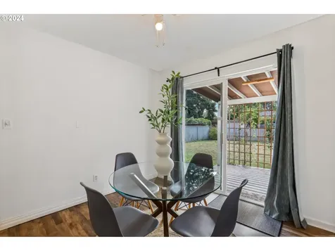 9320 N Saint Johns Avenue Portland OR 97203