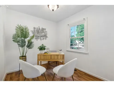 9320 N Saint Johns Avenue Portland OR 97203