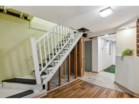 9320 N Saint Johns Avenue Portland OR 97203