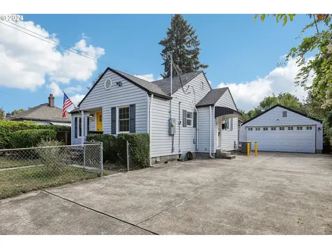 9320 N Saint Johns Avenue Portland OR 97203
