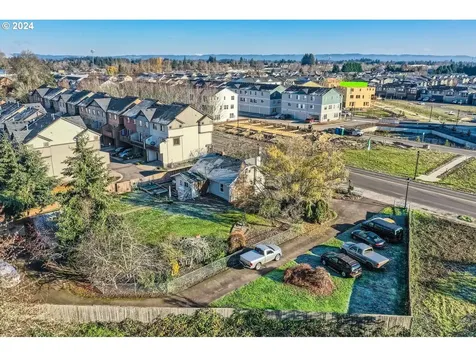 3511 SE Brookwood Avenue Hillsboro OR 97123
