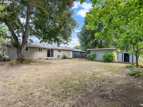 15322 Se Hawthorne Court Portland OR 97233