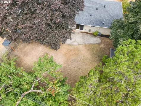 15322 Se Hawthorne Court Portland OR 97233