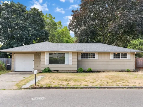 15322 Se Hawthorne Court Portland OR 97233