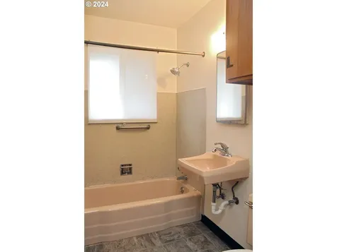 6431 Se Rhone Street Portland OR 97206