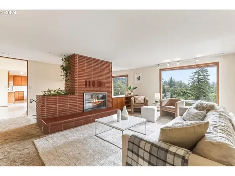 1228 Sw 60th Avenue Portland OR 97221
