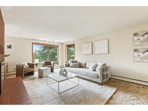 1228 Sw 60th Avenue Portland OR 97221