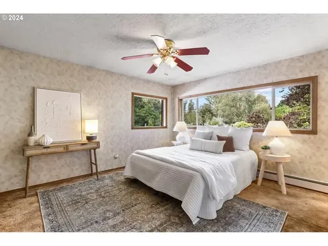 1228 Sw 60th Avenue Portland OR 97221
