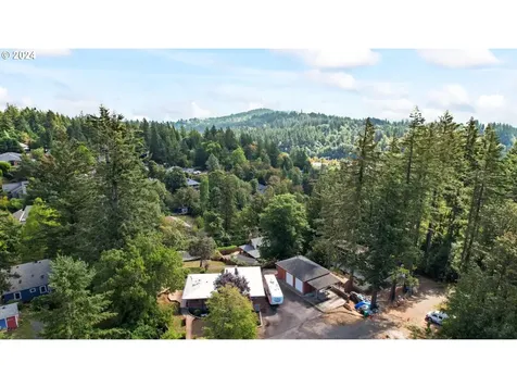 1228 Sw 60th Avenue Portland OR 97221