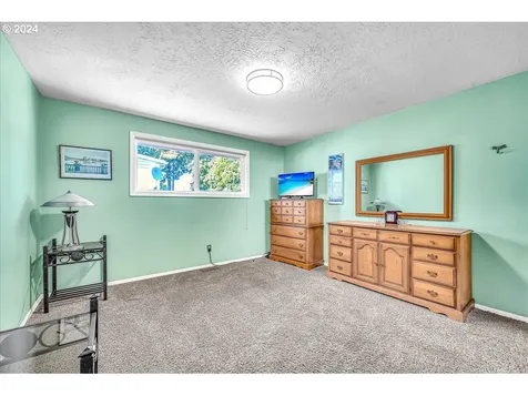 1416 Se 151st Avenue Portland OR 97233