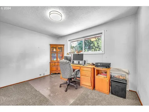 1416 Se 151st Avenue Portland OR 97233