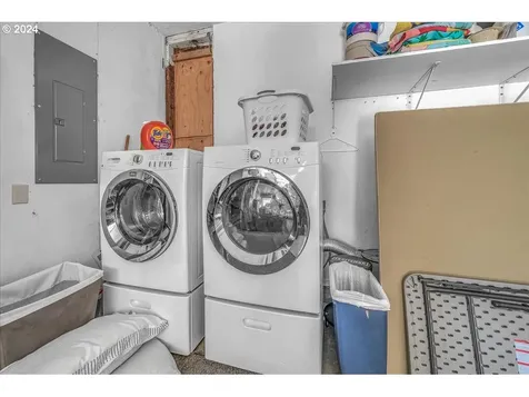 1416 Se 151st Avenue Portland OR 97233