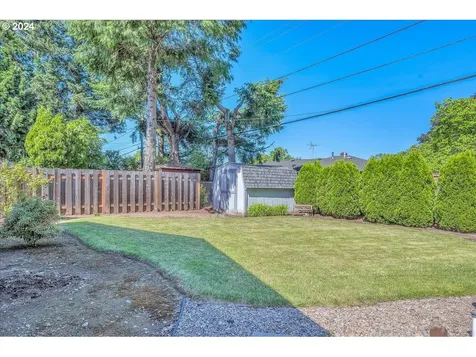 1416 Se 151st Avenue Portland OR 97233