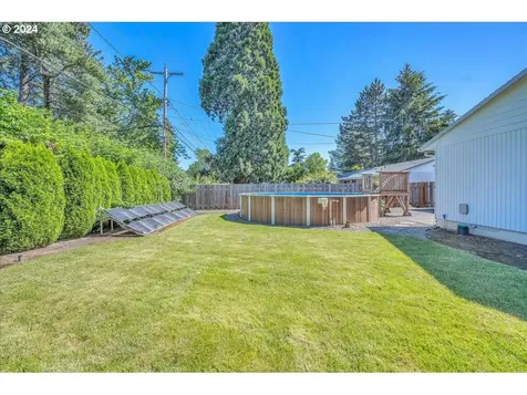1416 Se 151st Avenue Portland OR 97233