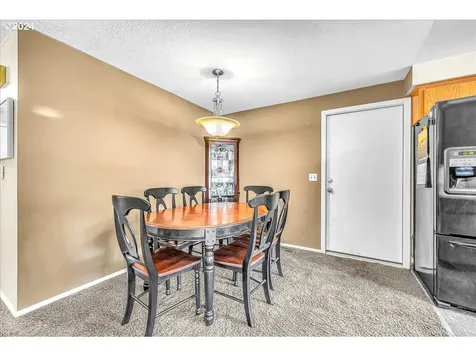 1416 Se 151st Avenue Portland OR 97233