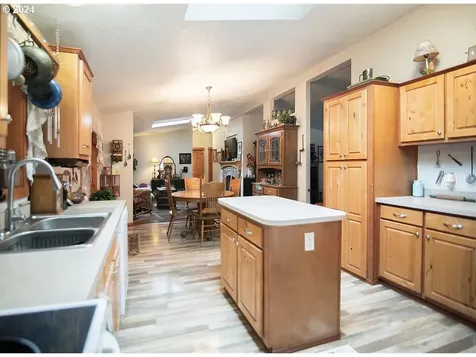 231 Alpha Way Onalaska WA 98570