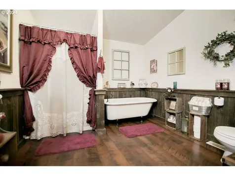 231 Alpha Way Onalaska WA 98570