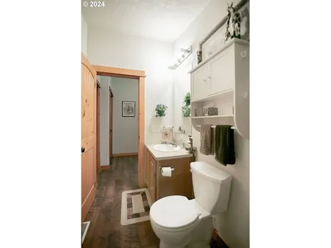 231 Alpha Way Onalaska WA 98570