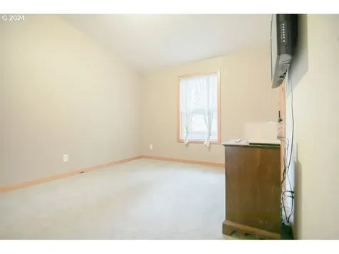 231 Alpha Way Onalaska WA 98570