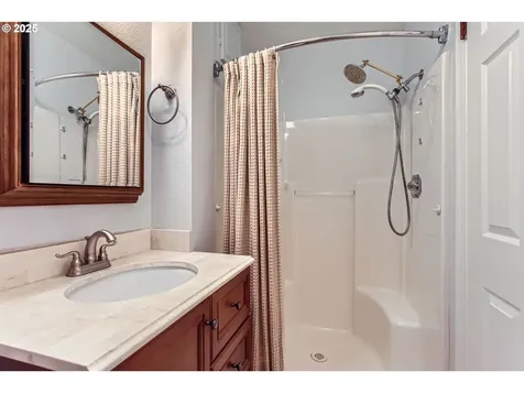 16675 SW Heceta Court Beaverton OR 97007