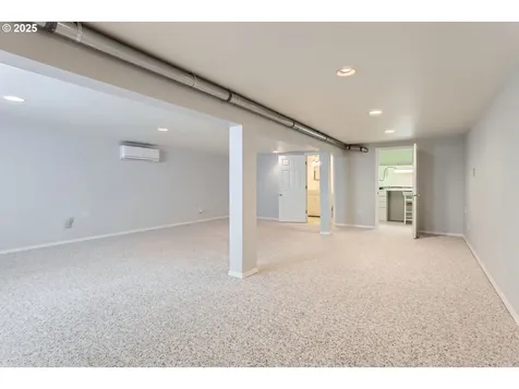 16675 SW Heceta Court Beaverton OR 97007