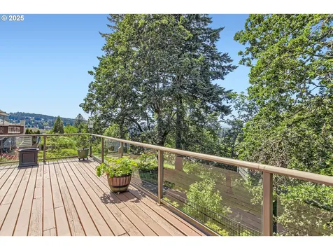 16675 SW Heceta Court Beaverton OR 97007