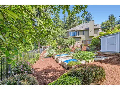 16675 SW Heceta Court Beaverton OR 97007