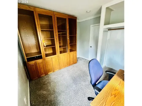 1610 12th Avenue Sweet Home OR 97386