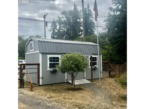 1610 12th Avenue Sweet Home OR 97386