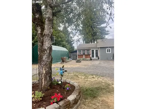 1610 12th Avenue Sweet Home OR 97386