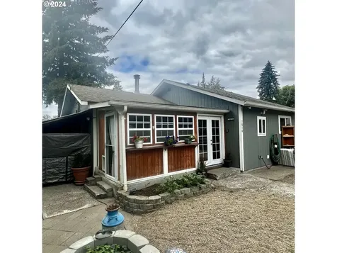 1610 12th Avenue Sweet Home OR 97386