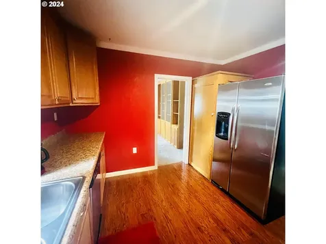 1610 12th Avenue Sweet Home OR 97386
