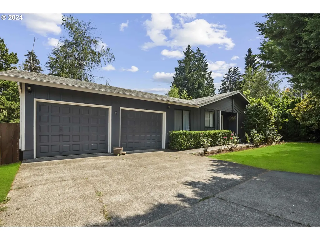 20388 SW Boones Ferry Road Tualatin OR 97062
