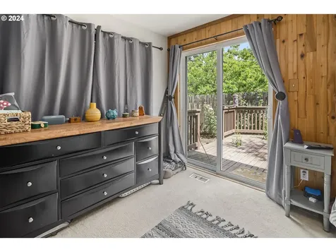 20388 SW Boones Ferry Road Tualatin OR 97062
