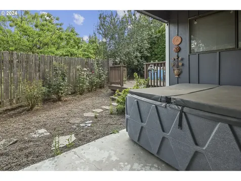 20388 SW Boones Ferry Road Tualatin OR 97062