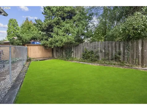 20388 SW Boones Ferry Road Tualatin OR 97062