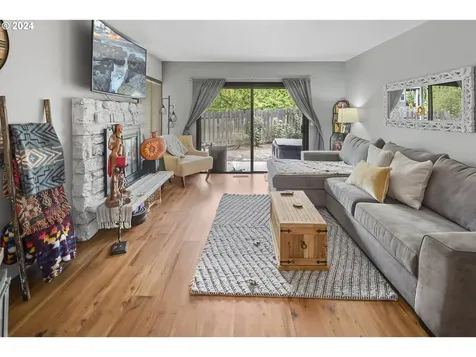 20388 SW Boones Ferry Road Tualatin OR 97062