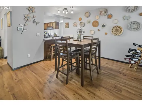20388 SW Boones Ferry Road Tualatin OR 97062