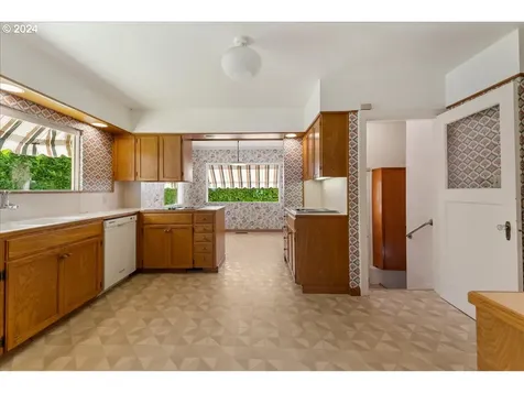 617 Nw Albemarle Terrace Portland OR 97210