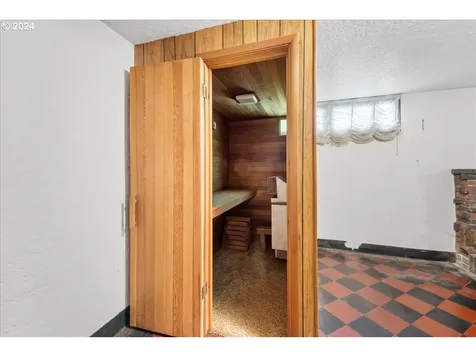 617 Nw Albemarle Terrace Portland OR 97210
