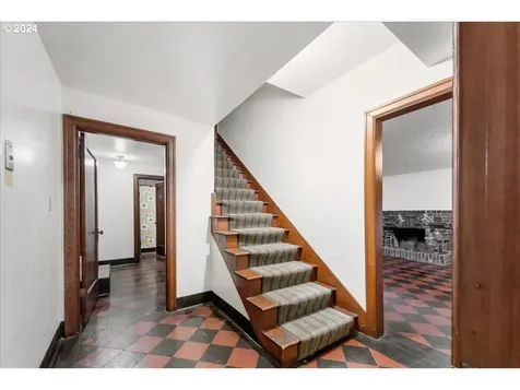 617 Nw Albemarle Terrace Portland OR 97210