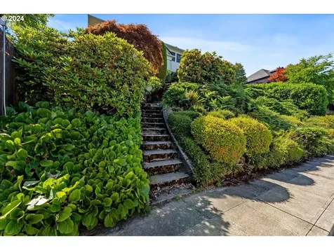 617 Nw Albemarle Terrace Portland OR 97210